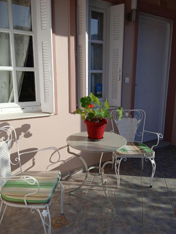Andros Lighthouse Apartments Mesaria  Exterior photo
